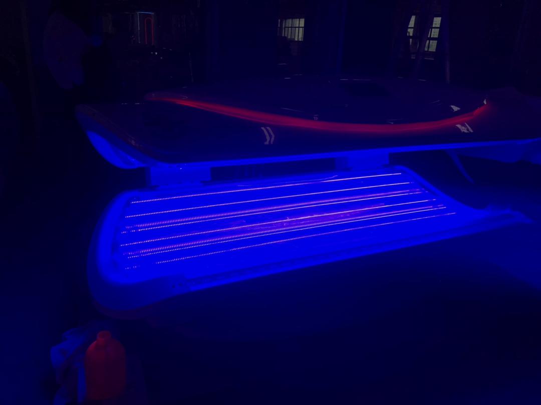 SPECTRUM Ultra Light Therapy Bed