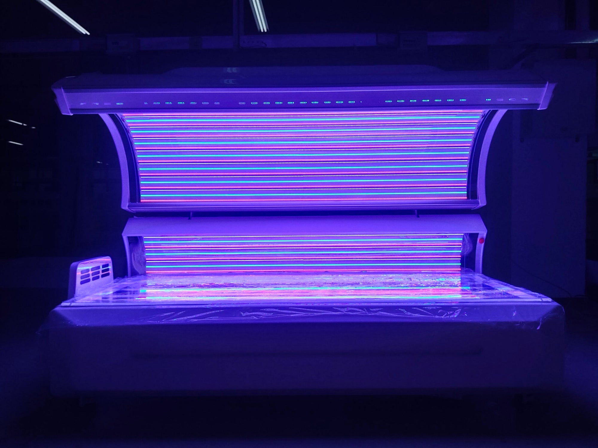 SPECTRUM Elite Light Therapy Bed